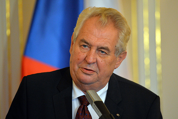 Президент Чехии отказал мигрантам в сострадании