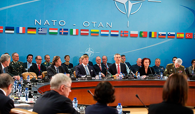 Нато расширить. Блок НАТО заседание. НАТО пресс конференция. Расширение НАТО. Расширение НАТО фото.