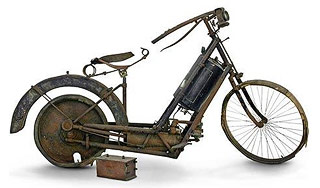 На аукцион выставлен 115-летний мотоцикл