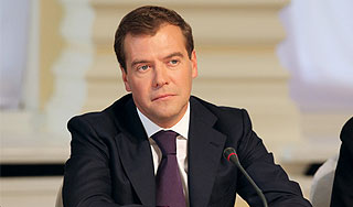 Медведев подведет итоги года