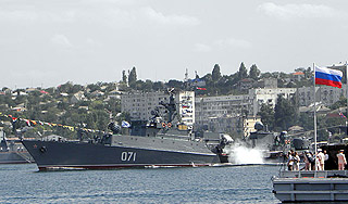 Флот России защитят от "политических игр"