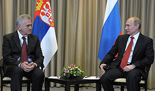Россия даст Сербии 800 миллионов долларов