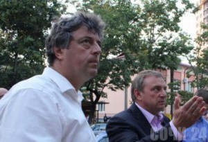 Начальник администрации Центрального района Сочи Сергей Павленко (слева) и мэр города Анатолий Пахомов 