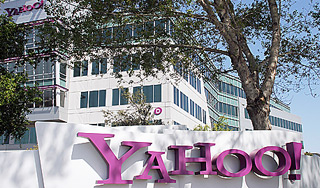     Yahoo  $2,7 