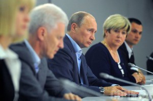 Встреча Путина с преподавателями и студентами Южного федерального округа