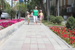 Возле «Дендрария» восстановили тротуарную плитку. Фото: www.sochiadm.ru