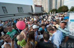 Встреча Алексея Навального с жителями поселка Пределкино, Москва. Фото: navalny.livejournal.com