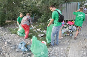 В Адлерском районе собрали 122 мешка мусора. Фото предоставлено зеленым движением ЭКА-Сочи