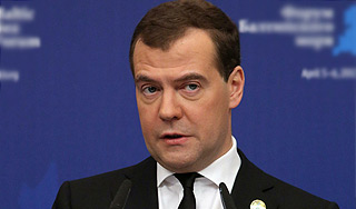Медведев: Банки должны давать гарантии