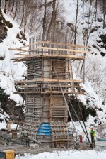 Строительство ж/д моста на совмещенной дороге в горах