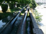 Прорыв канализации в пятистах метрах от новой развязки