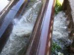 Прорыв канализации в пятистах метрах от новой развязки